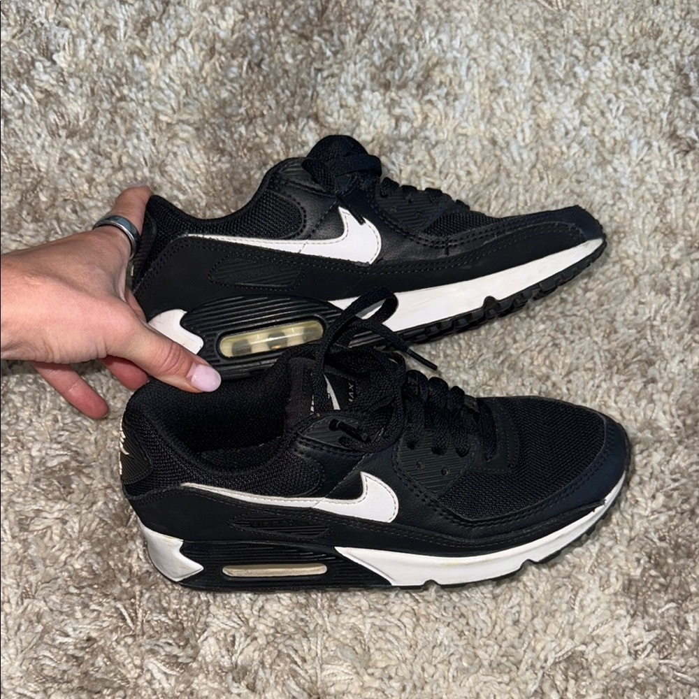 Women's Nike Air Max - size 7.5
